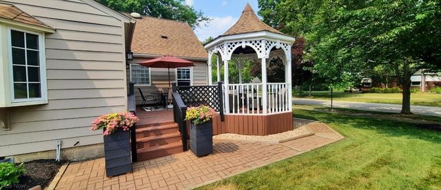 422 E 7th Street, Mcdonald, OH 44437