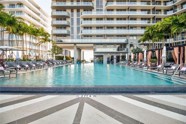 121 NE 34th Street 3006, Miami, FL 33137