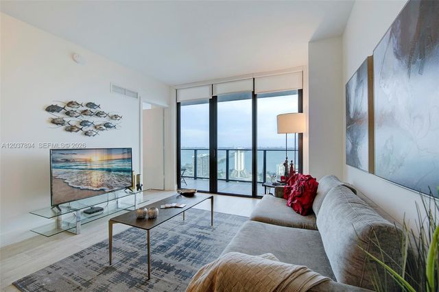 121 NE 34th Street 3006, Miami, FL 33137
