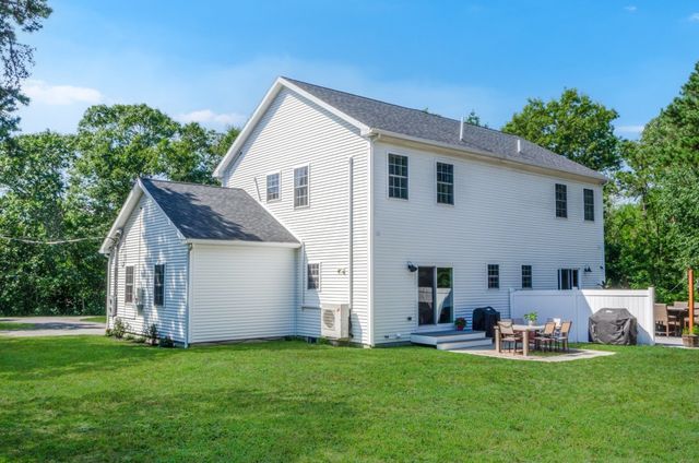 136 Minot Ave B, Wareham, MA 02538