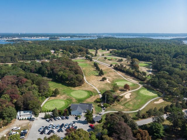 136 Minot Ave B, Wareham, MA 02538