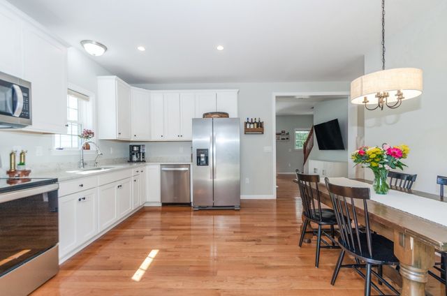 136 Minot Ave B, Wareham, MA 02538