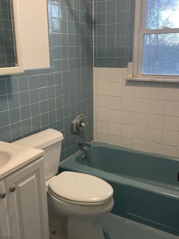 36 Mountain Ave, Rockaway Twp., NJ 07866