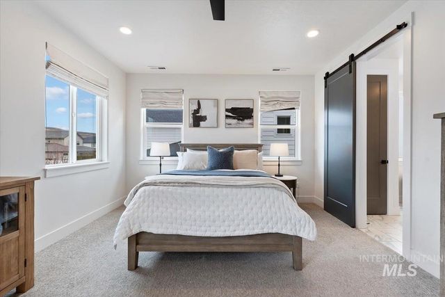 8448 W Brooks Dr, Boise, ID 83714