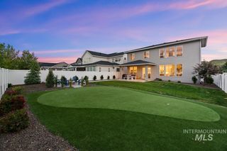 8448 W Brooks Dr, Boise, ID 83714