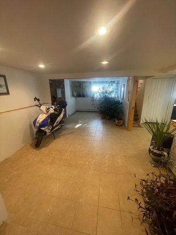 8 Scraggy Neck Road Ext, Bourne, MA 02534