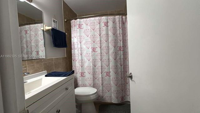 1120 NE 24th Ave 2, Pompano Beach, FL 33062