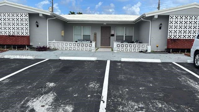 1120 NE 24th Ave 2, Pompano Beach, FL 33062