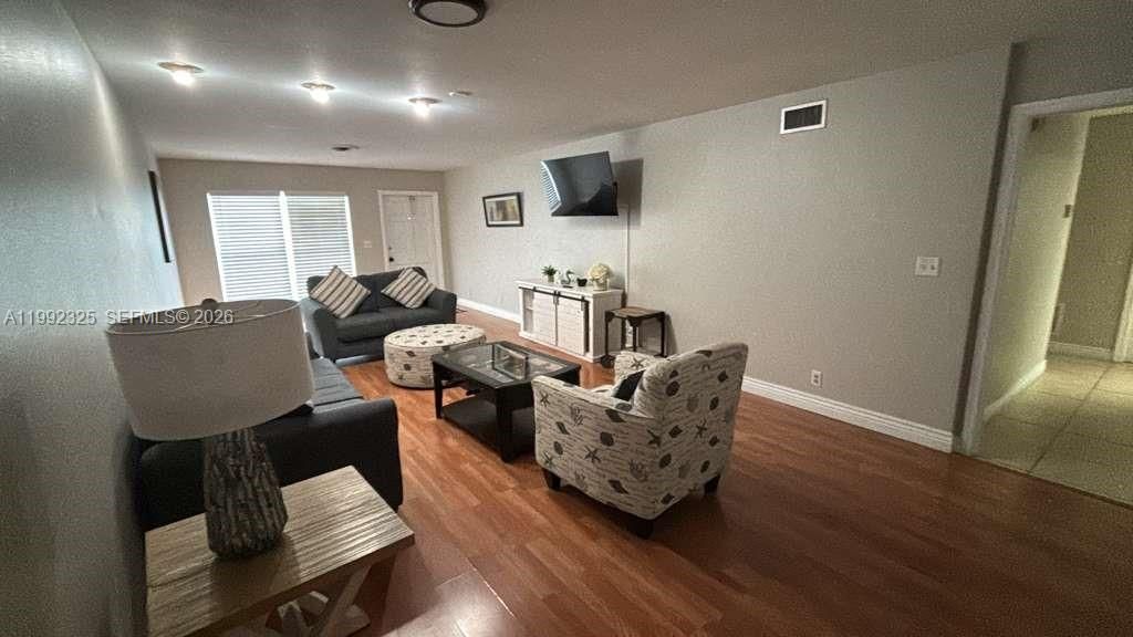 1120 NE 24th Ave 2, Pompano Beach, FL 33062