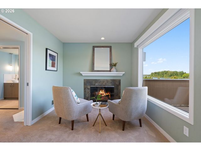 6114 S RIVERPOINT Ln, Portland, OR 97239