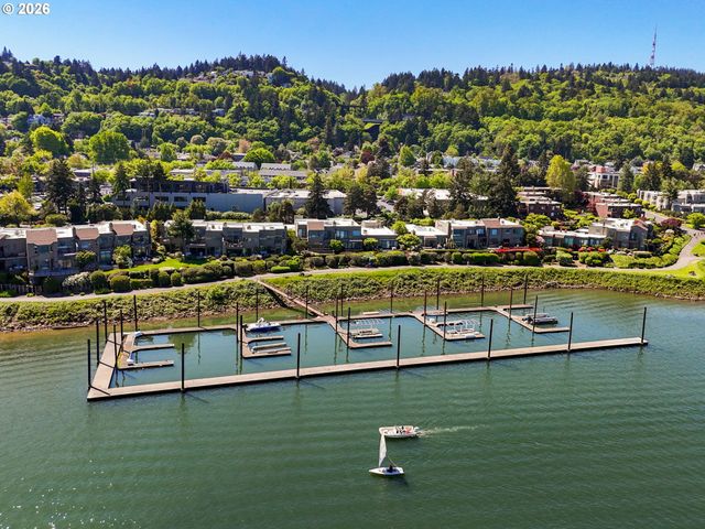 6114 S RIVERPOINT Ln, Portland, OR 97239