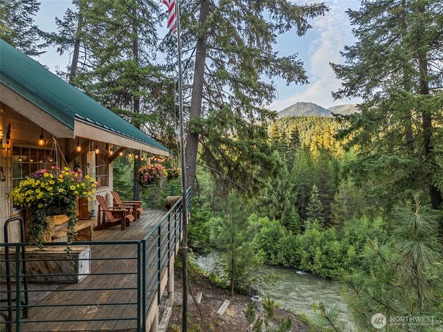 2290 Riffle Drive, Leavenworth, WA 98826