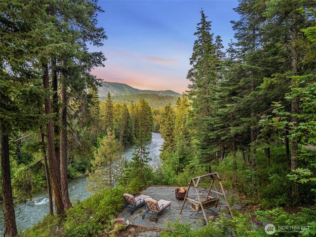 2290 Riffle Drive, Leavenworth, WA 98826