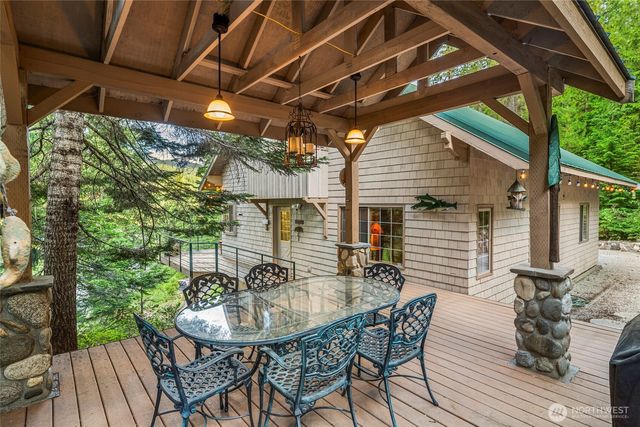 2290 Riffle Drive, Leavenworth, WA 98826