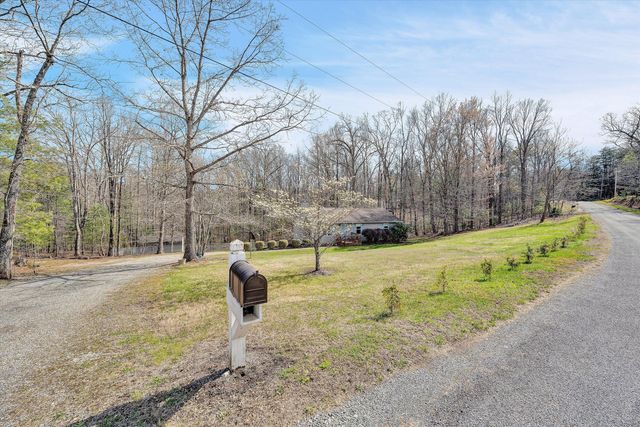 542 Mount Airy RD, Hardy, VA 24101