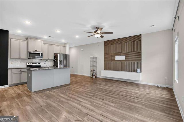 4711 Fairfax Drive, Oakwood, GA 30566
