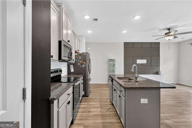 4711 Fairfax Drive, Oakwood, GA 30566