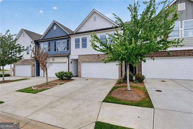 4711 Fairfax Drive, Oakwood, GA 30566