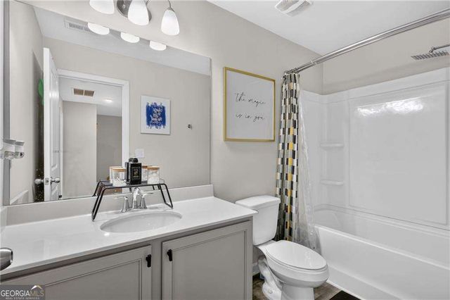 4711 Fairfax Drive, Oakwood, GA 30566