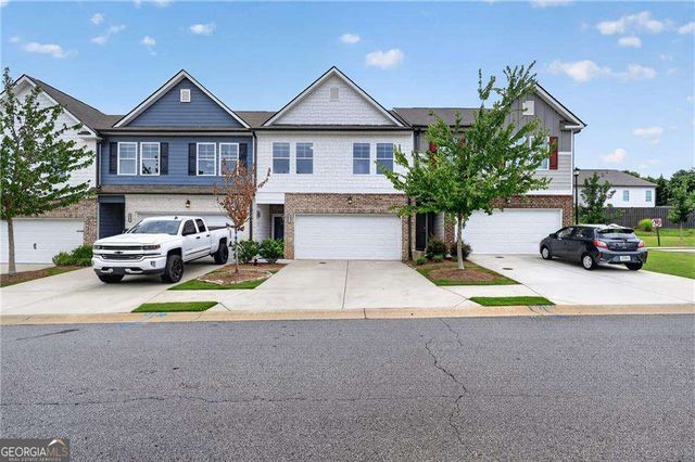 4711 Fairfax Drive, Oakwood, GA 30566