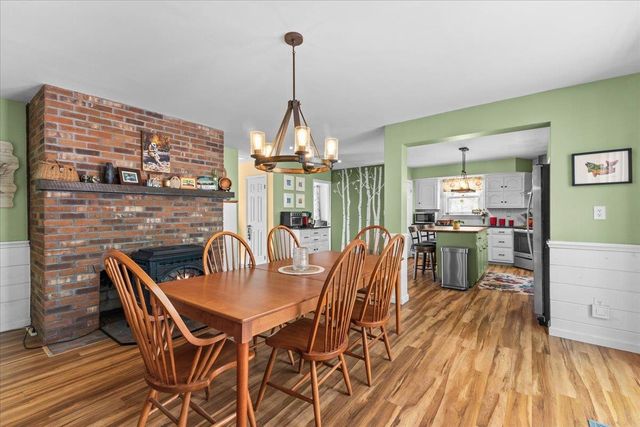67 Thacher Road, Bolton, VT 05477