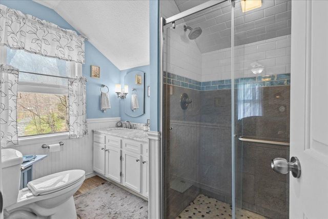 67 Thacher Road, Bolton, VT 05477