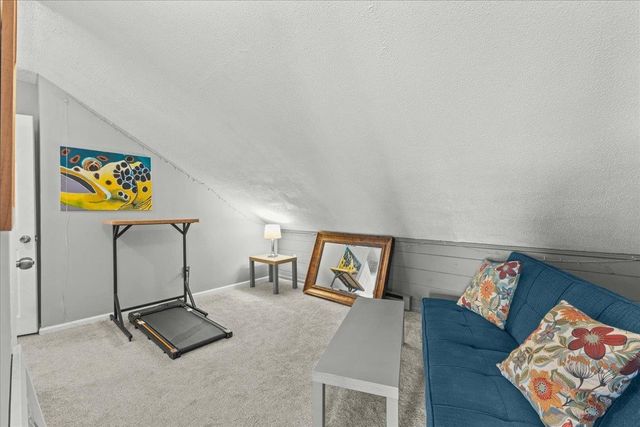 67 Thacher Road, Bolton, VT 05477