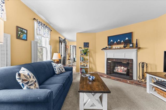 67 Thacher Road, Bolton, VT 05477