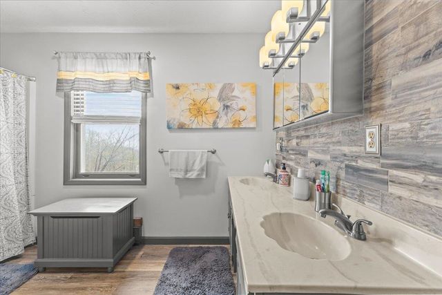 67 Thacher Road, Bolton, VT 05477