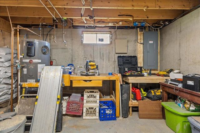 67 Thacher Road, Bolton, VT 05477