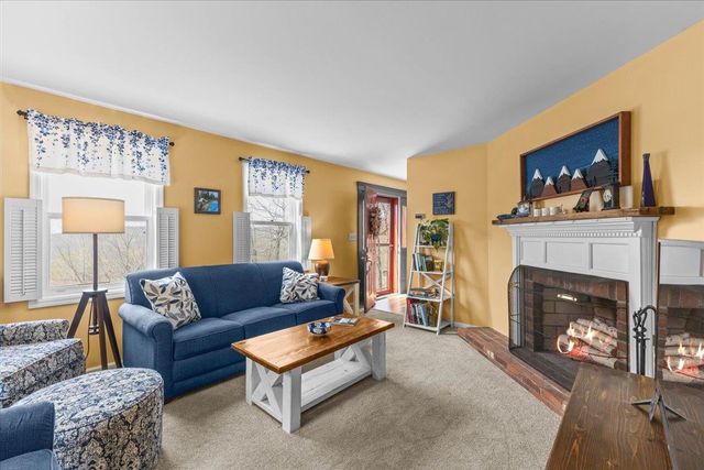 67 Thacher Road, Bolton, VT 05477