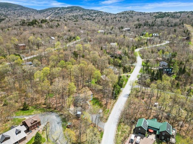 67 Thacher Road, Bolton, VT 05477