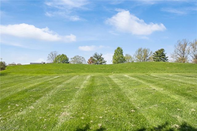 31 Ironwood Drive, Westfield Center, OH 44251