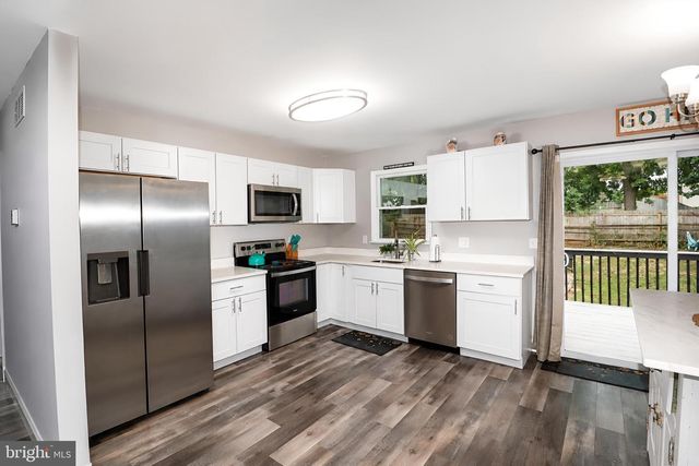 505 SAINT CHARLES ST, Elkton, MD 21921