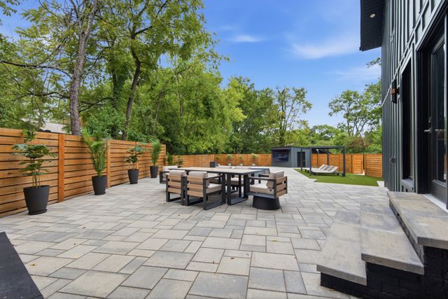 207 Bluegrass Dr, Hendersonville, TN 37075