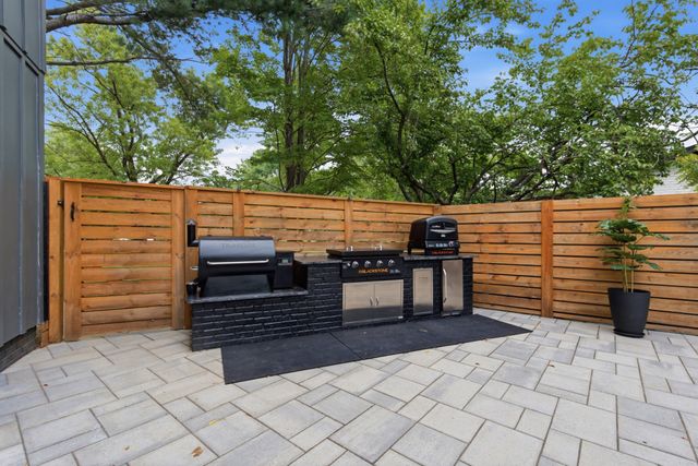 207 Bluegrass Dr, Hendersonville, TN 37075