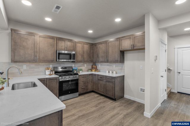 4632 Flicker St, Albany, OR 97322