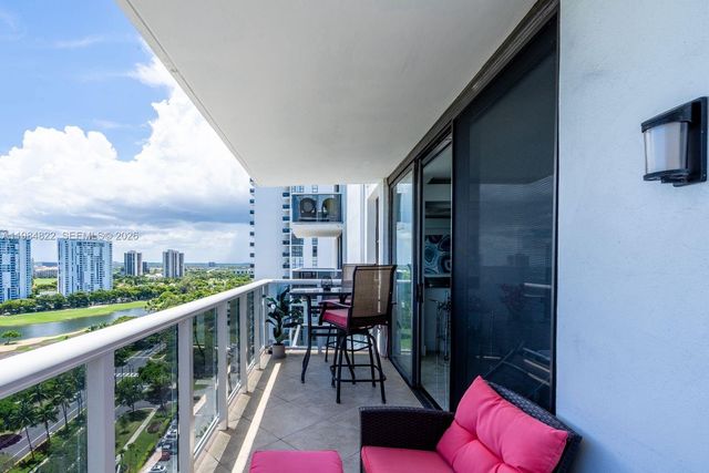 3675 N Country Club Drive 1907, Aventura, FL 33180