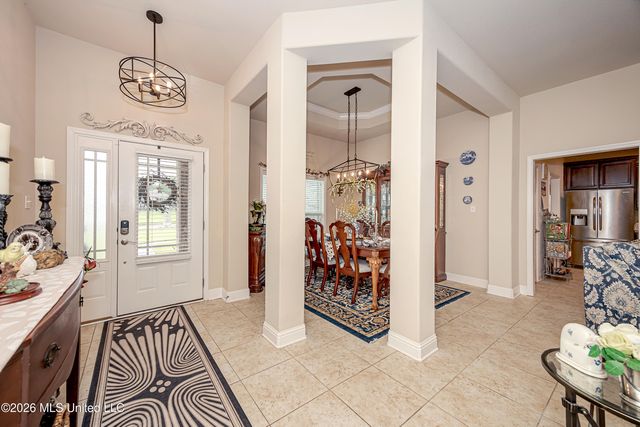 1004 Cardinal Cove, Ocean Springs, MS 39564