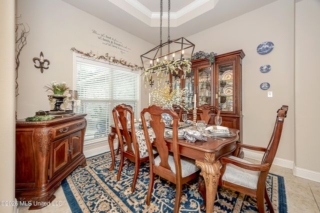 1004 Cardinal Cove, Ocean Springs, MS 39564