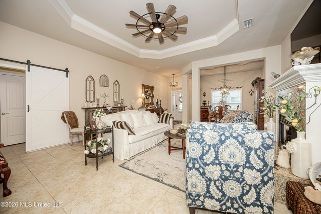 1004 Cardinal Cove, Ocean Springs, MS 39564