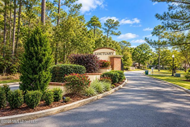 1004 Cardinal Cove, Ocean Springs, MS 39564