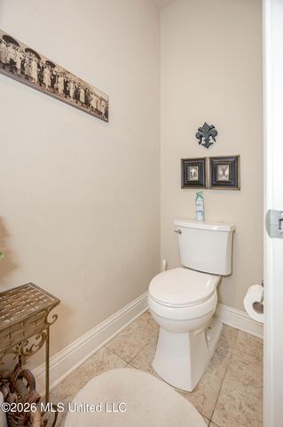 1004 Cardinal Cove, Ocean Springs, MS 39564