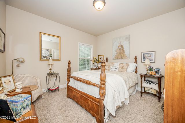 1004 Cardinal Cove, Ocean Springs, MS 39564