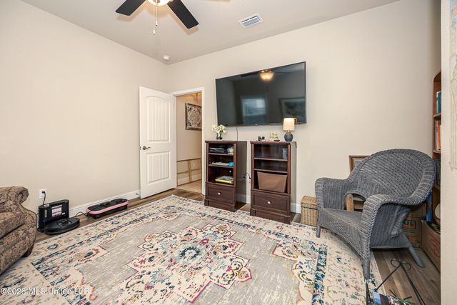 1004 Cardinal Cove, Ocean Springs, MS 39564