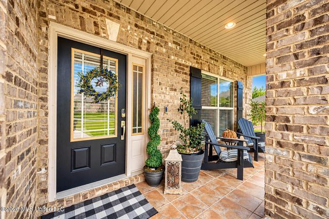 1004 Cardinal Cove, Ocean Springs, MS 39564