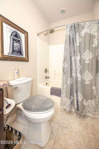 1004 Cardinal Cove, Ocean Springs, MS 39564