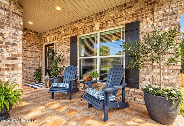 1004 Cardinal Cove, Ocean Springs, MS 39564