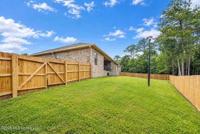 1004 Cardinal Cove, Ocean Springs, MS 39564