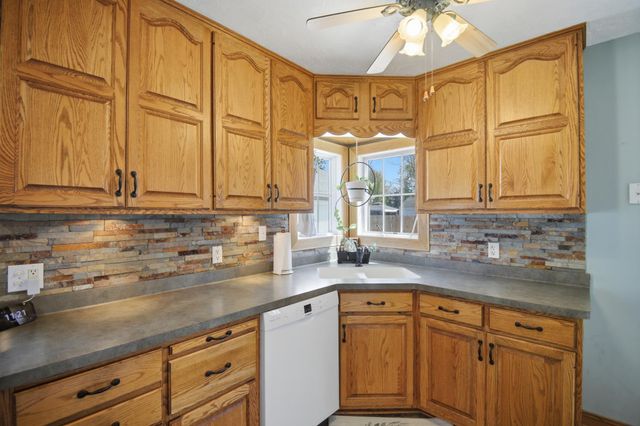 1801 2nd Avenue SE, Austin, MN 55912